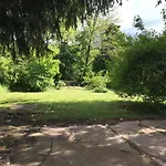 Sara Paradfuerdo 아파트 *