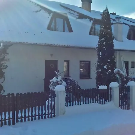 Sara Paradfuerdo דירה